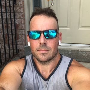 Meet your Posher, Matt